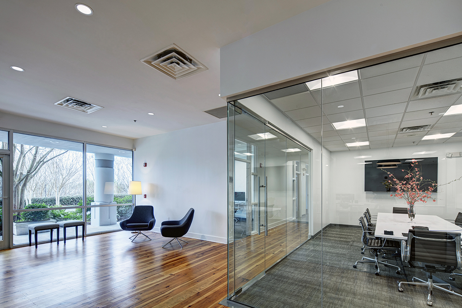 entrance2 inside an office